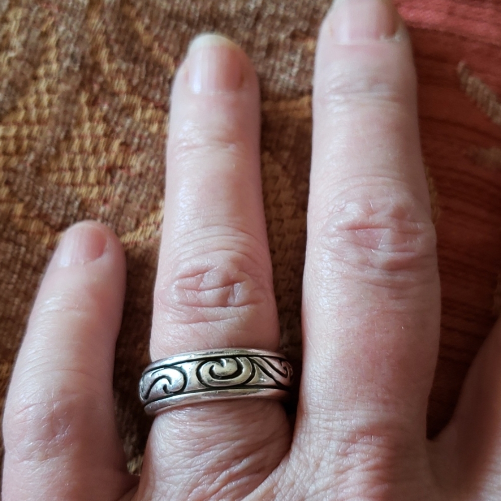 Spinner ring - Picture 3 of 3